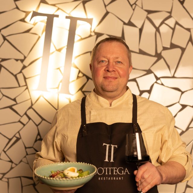 Дмитрий Степанов