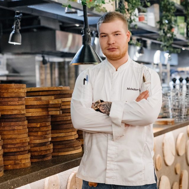 Василий Мельников