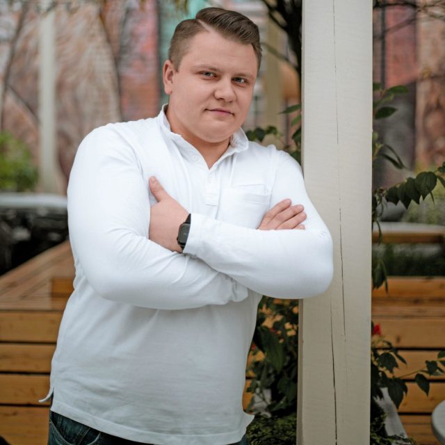 Александр Левченков