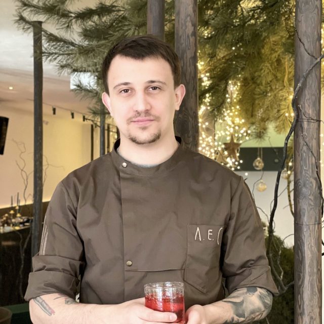 Антон Громов