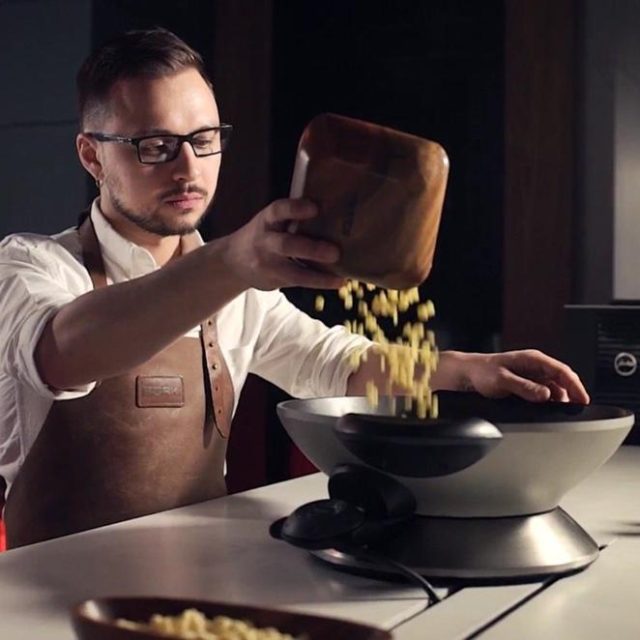 Денис Назаров
