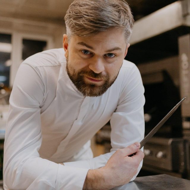 Артем Мокров