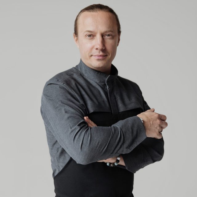 Василий Емельяненко