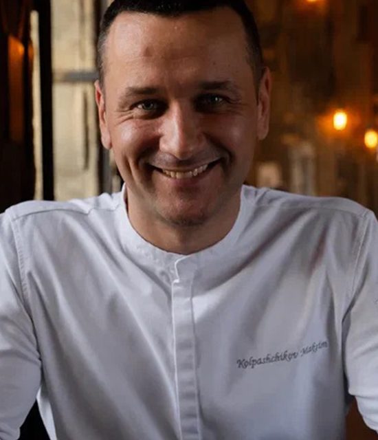 Максим Колпащиков