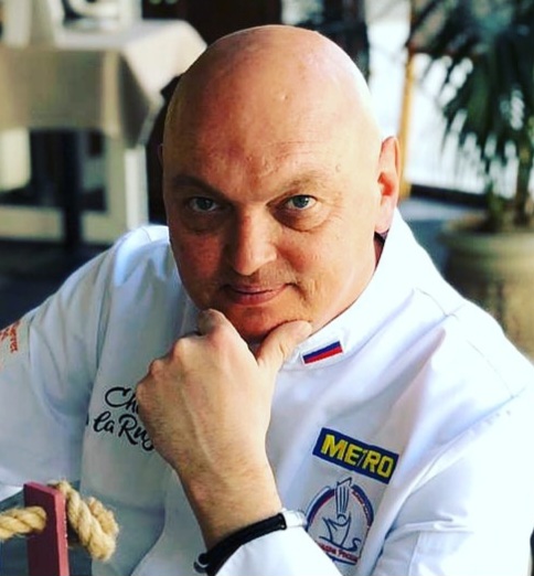 Олег Картавцев
