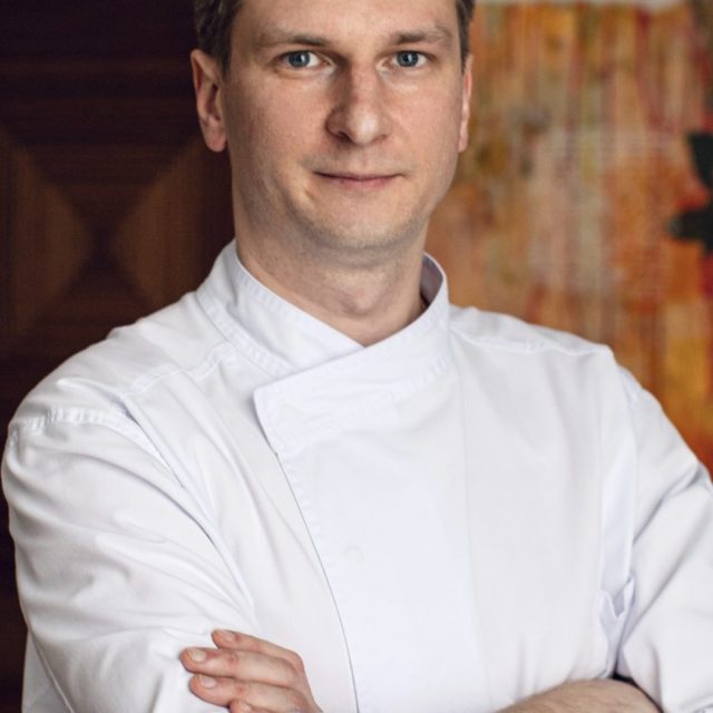 Александр Ермаков.
