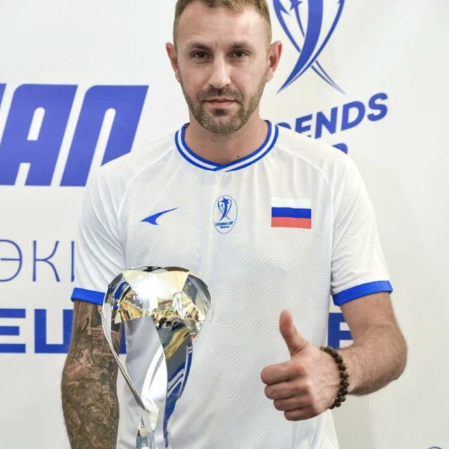 Денис Богославский