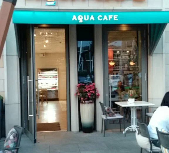 Aqua