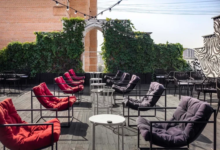 Roof Lounge
