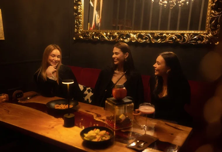 Magic Lounge
