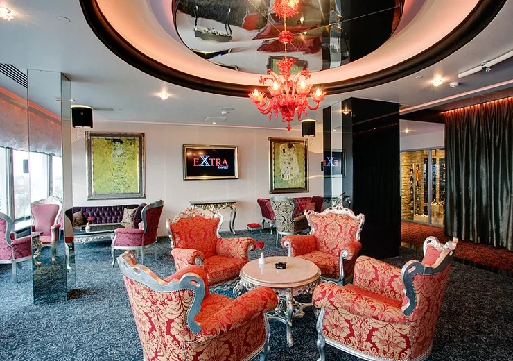 Extra Lounge
