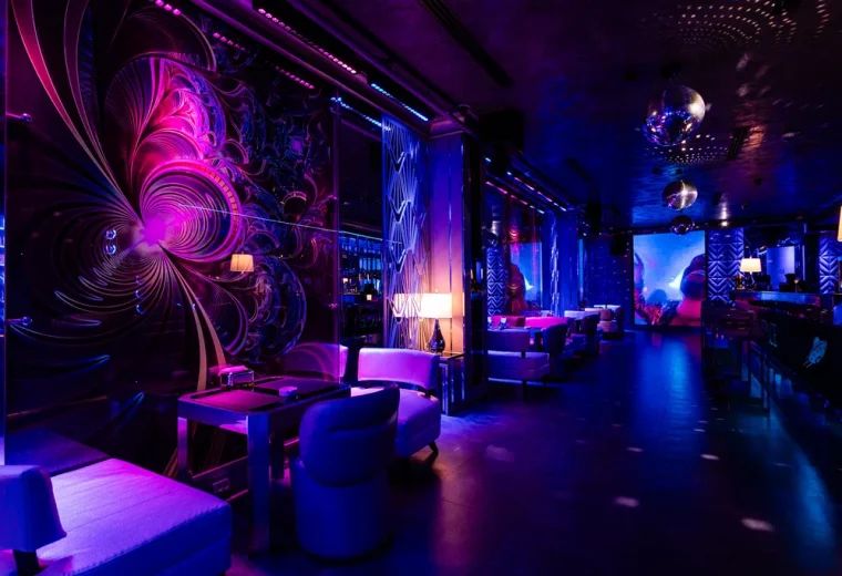 Royal Space by Royal Arbat