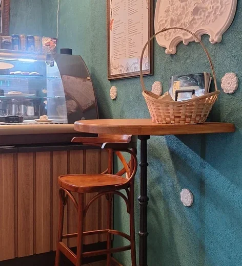 Le Petit Bistrot