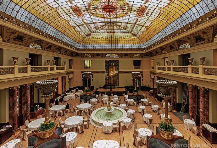 Metropol Hall