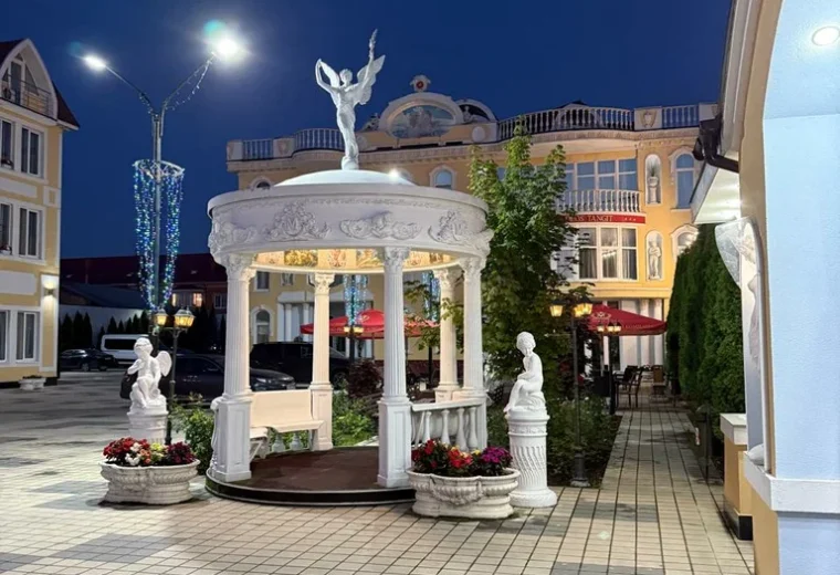 Мэриан-Холл