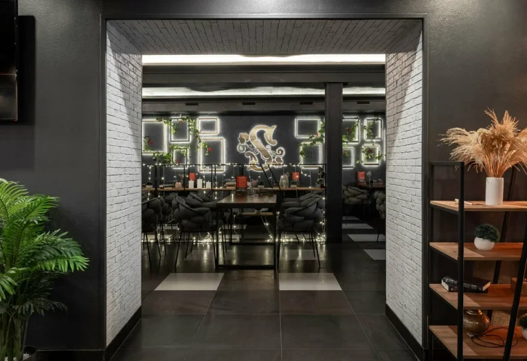 Маун Lounge