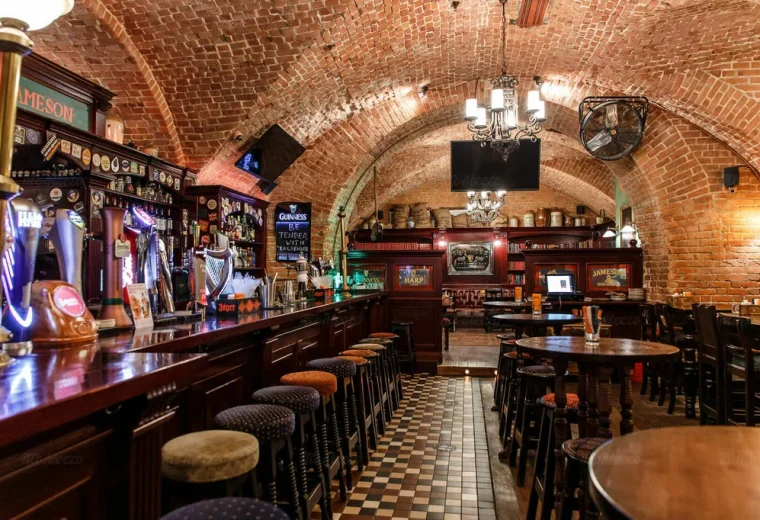 Tap & Barrel Pub