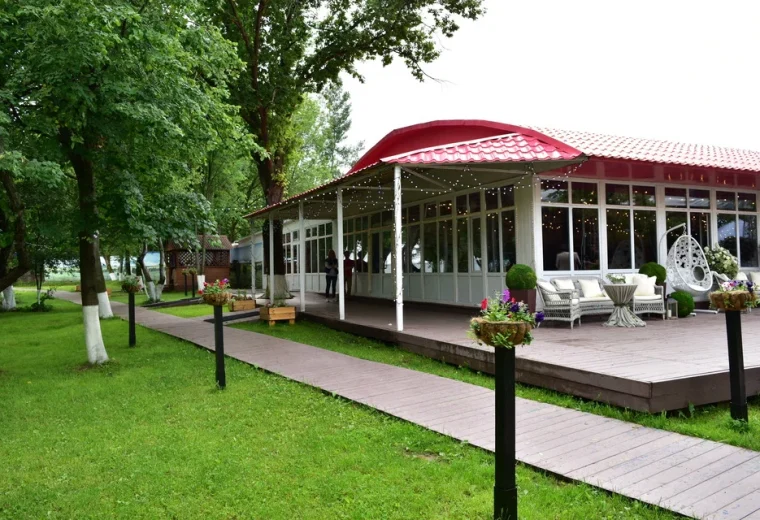 Apple Hill