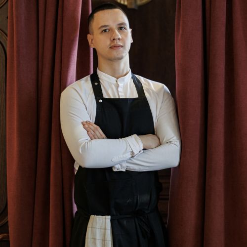 Андрей Большаков — эксперт RESTOO